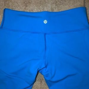Lululemon Wunder Under crop leggings REVERSIBLE!